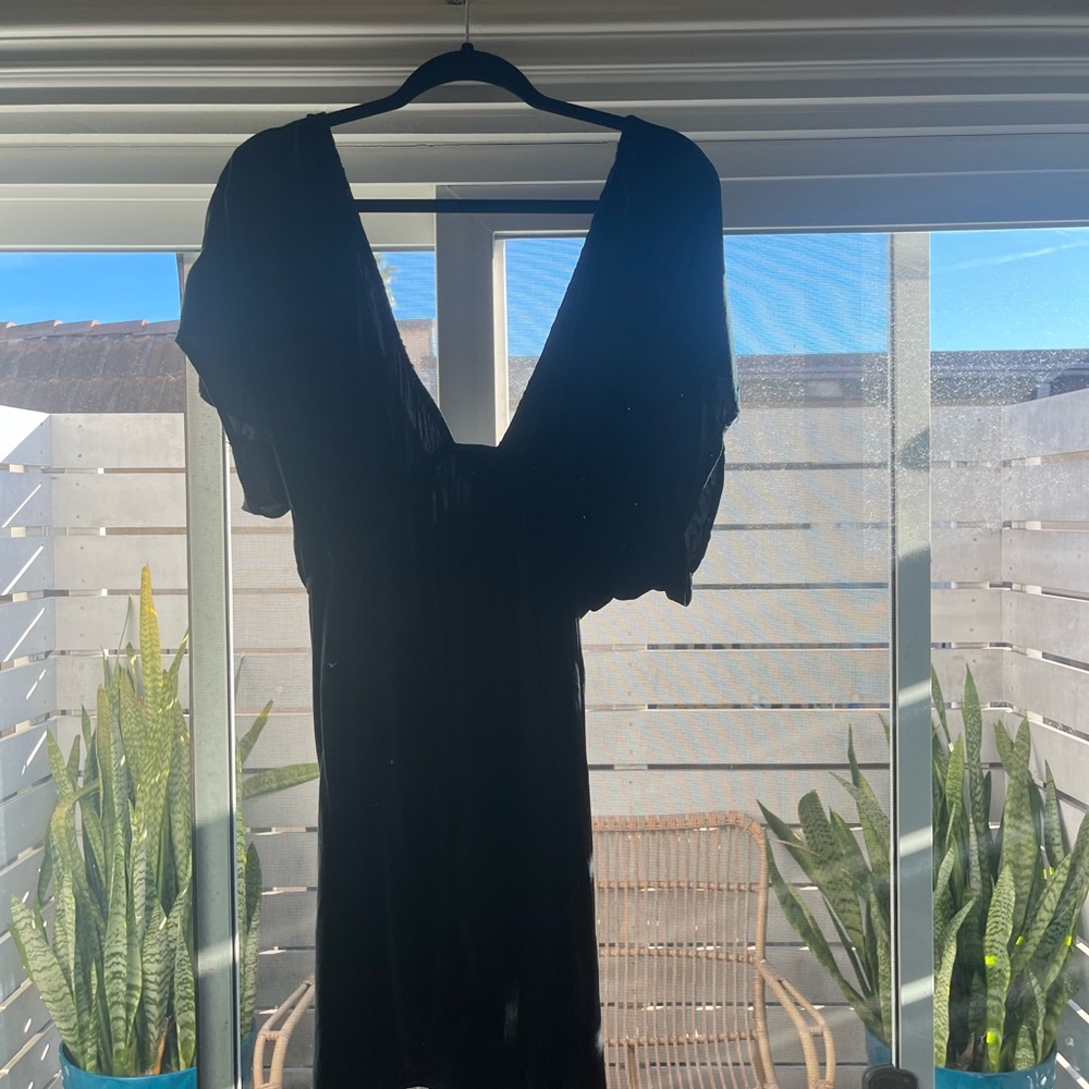 V Neck Black Dress